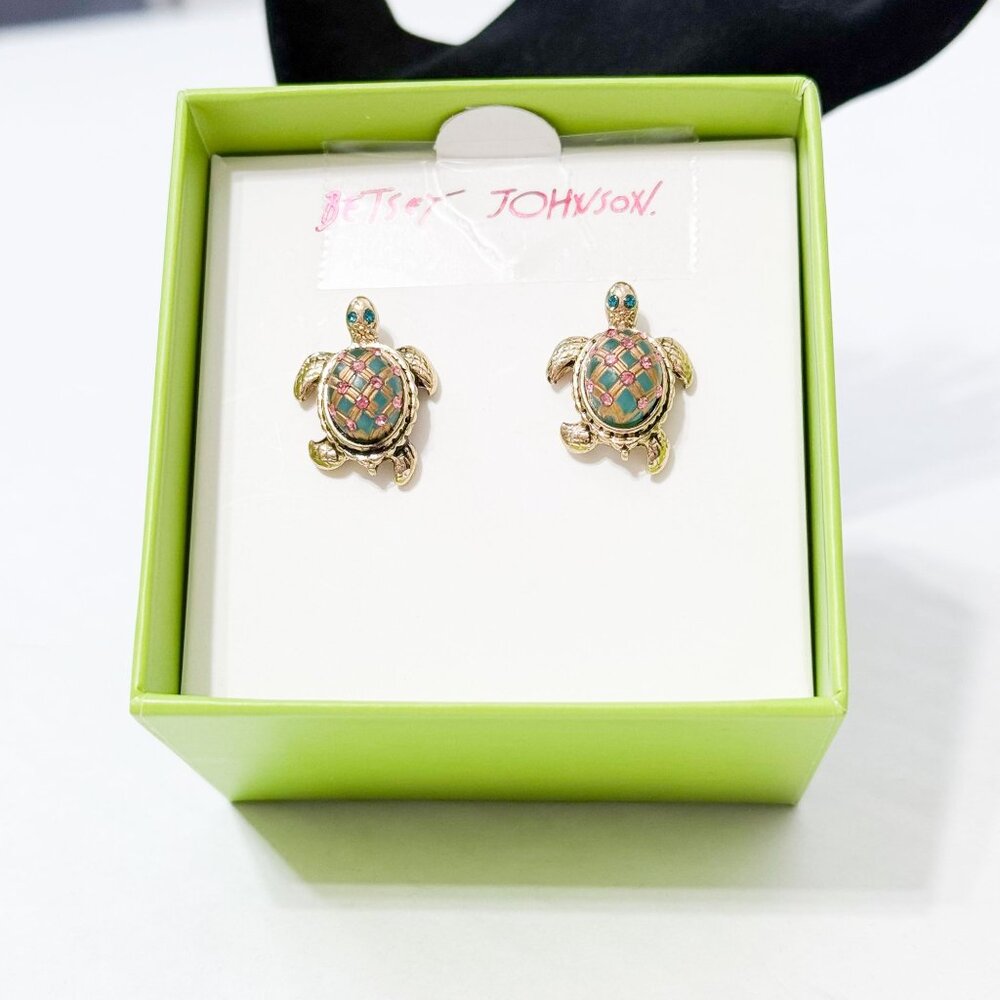 Betsey Johnson NWB Sea Excursion Turtle Stud Earrings - Picture 6 of 8